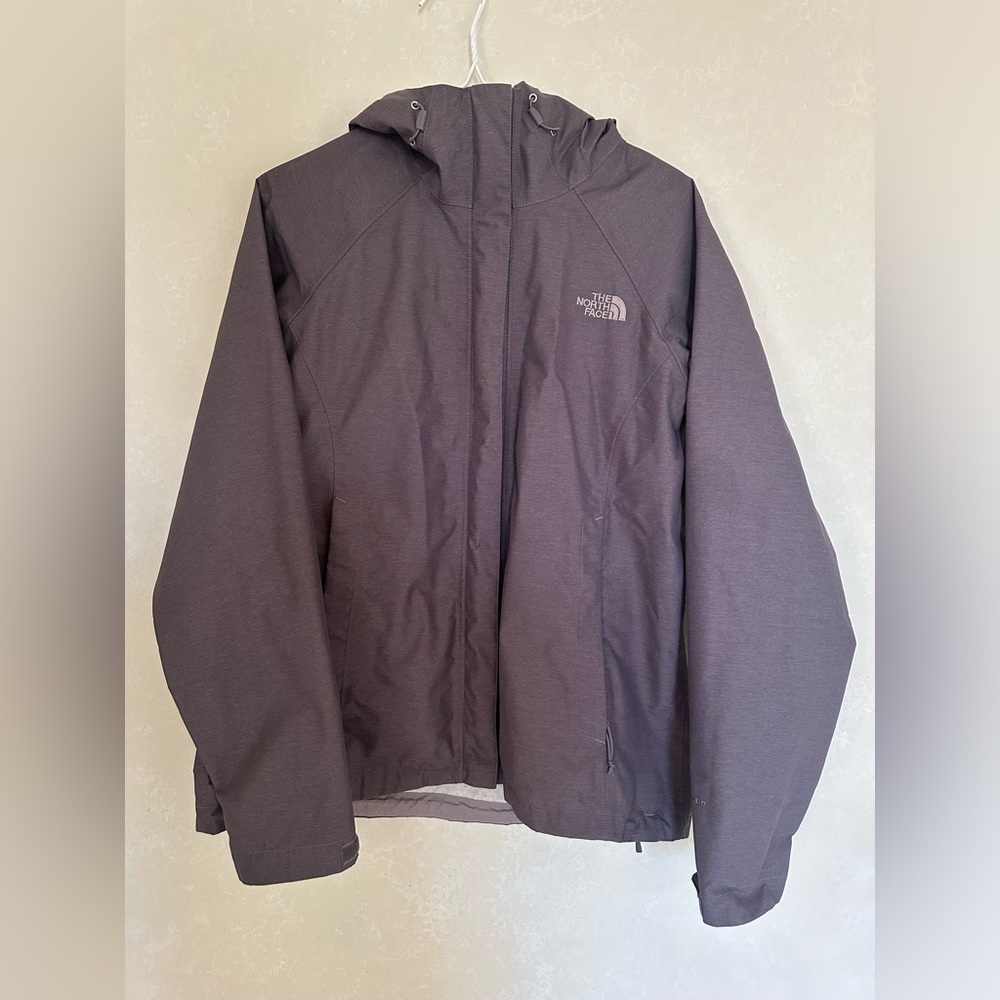The North Face Women’s Rain jacket, size medium, color heather grey - Picture 4 of 9